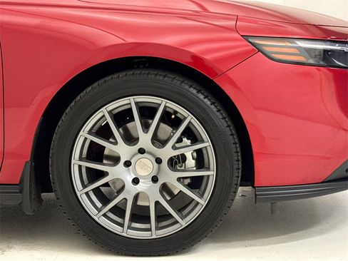 Used 2024 Honda Accord Sport image 7