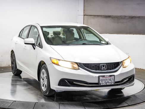 Used 2015 Honda Civic LX image 2