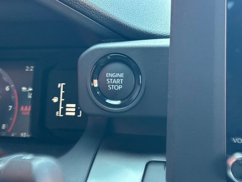 New 2025 Toyota Tacoma SR5 image 19