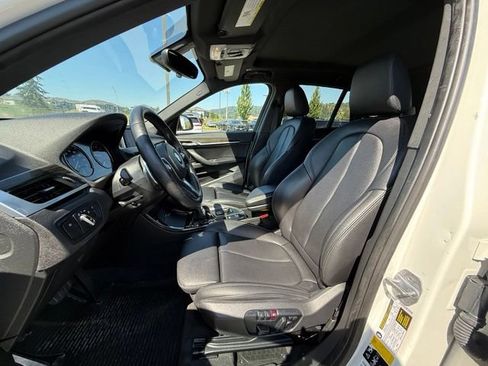 Used 2018 BMW X1 xDrive28i AWD/4WD image 7