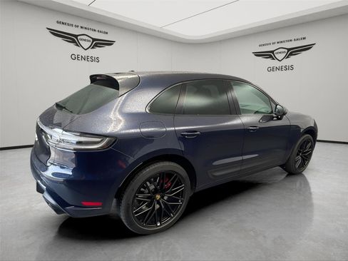 Used 2022 Porsche Macan GTS AWD/4WD image 5