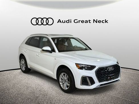 Used 2023 Audi Q5 2.0T Premium w/ Convenience Package AWD/4WD image 6