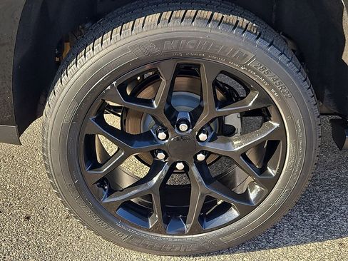 Used 2015 GMC Yukon Denali w/ Touring Package image 7