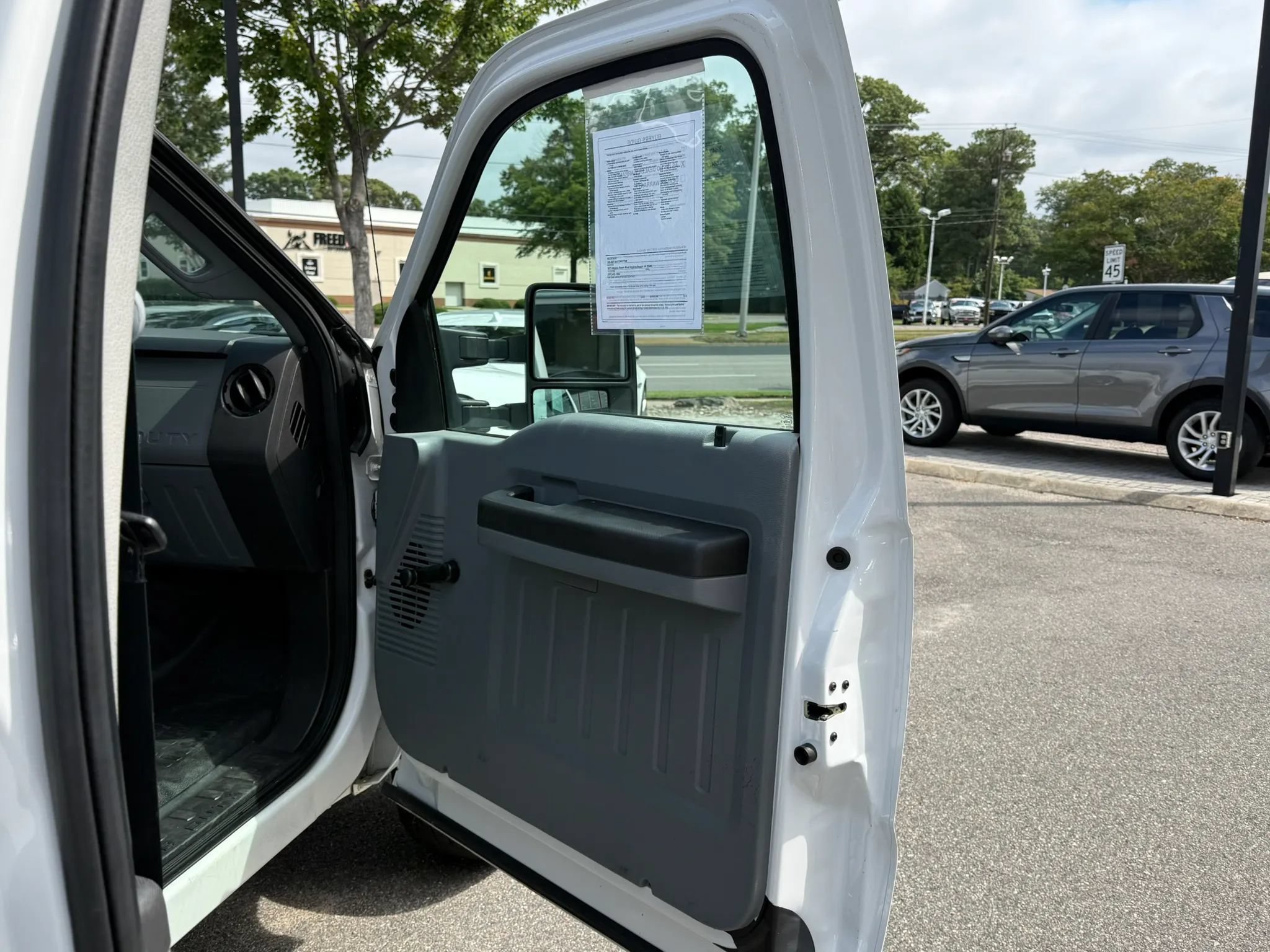 Used 2013 Ford F250 XL w/ Skid Plate Pkg AWD/4WD image 14