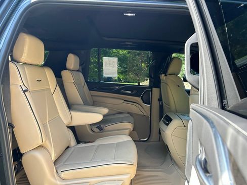 Used 2024 Cadillac Escalade ESV Premium Luxury w/ LPO, Floor Liner Package AWD/4WD image 51