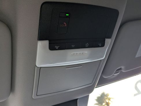 Used 2022 Nissan Rogue SV image 21