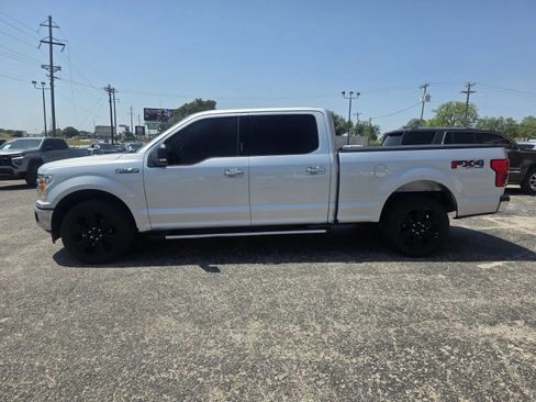 Used 2019 Ford F150 XLT w/ Equipment Group 302A Luxury AWD/4WD image 4