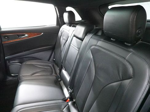 Used 2020 Lincoln Nautilus Reserve w/ Equipment Group 201A image 27