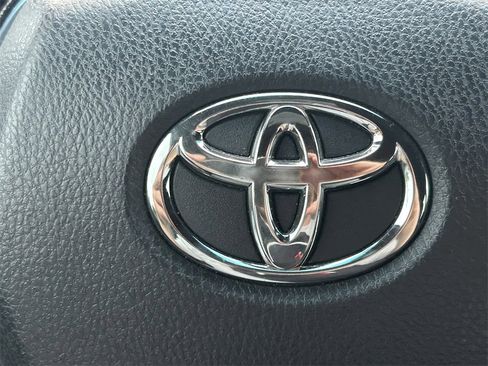 Certified 2020 Toyota Avalon Touring w/ Advanced Safety Package image 37