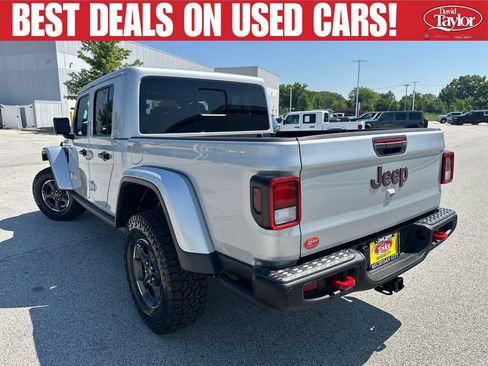 Used 2022 Jeep Gladiator Rubicon w/ Cold Weather Group AWD/4WD image 6