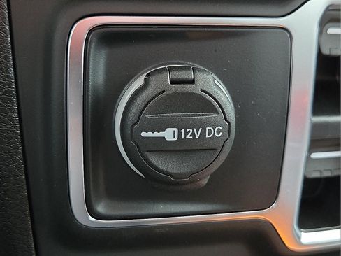 New 2025 Jeep Gladiator Sport image 19