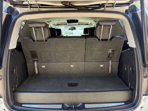Used 2015 Chevrolet Tahoe LT RWD image 14
