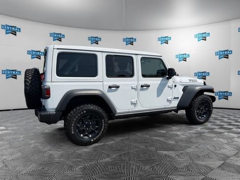 Used 2023 Jeep Wrangler Unlimited w/ Sun & Screen Package AWD/4WD image 6