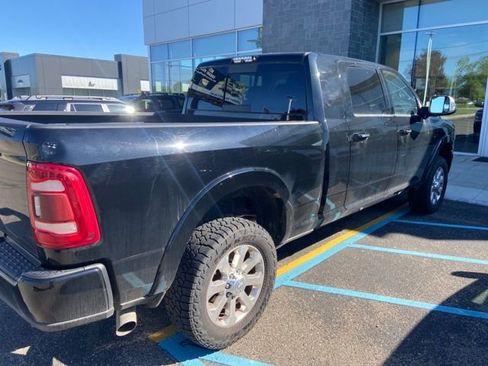 Used 2020 RAM 3500 Laramie AWD/4WD image 5