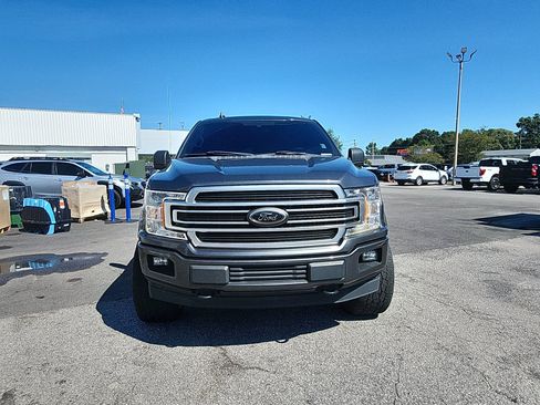 Used 2018 Ford F150 XLT w/ Equipment Group 302A Luxury AWD/4WD image 8