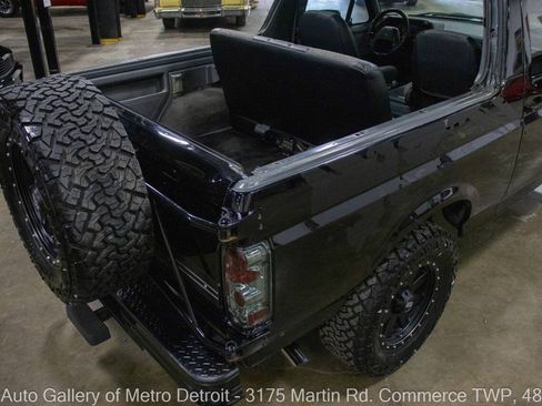 Used 1989 Ford Bronco AWD/4WD image 17