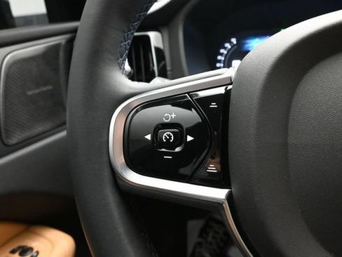 Used 2023 Volvo XC60 B6 Ultimate w/ Climate Package AWD/4WD image 26