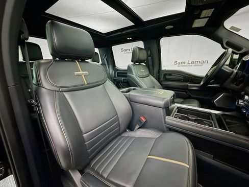 Used 2024 Ford F450 Platinum w/ FX4 Off-Road Package image 30