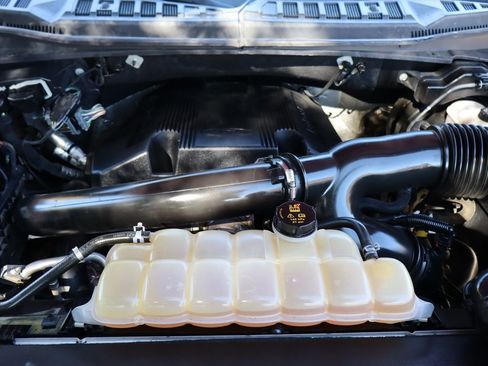 Used 2019 Ford F150 Lariat w/ Equipment Group 502A Luxury image 39