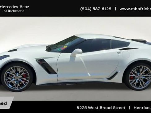 Used 2015 Chevrolet Corvette Z06 w/ 3LZ Preferred Equipment Group RWD image 7