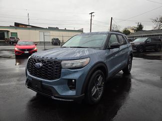 New 2026 Ford Explorer ST-Line w/ ST-Line Street Pack video 1