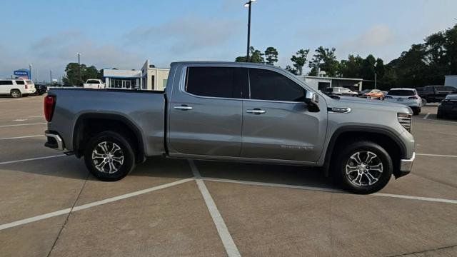 Certified 2025 GMC Sierra 1500 SLT RWD image 9
