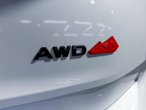 Certified 2026 Nissan Rogue SV AWD/4WD image 13