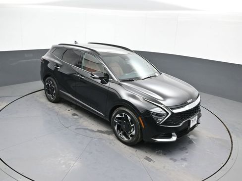 Certified 2025 Kia Sportage SX image 36