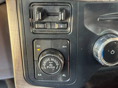 Used 2023 Ford F150 King Ranch w/ Equipment Group 601A High AWD/4WD image 32