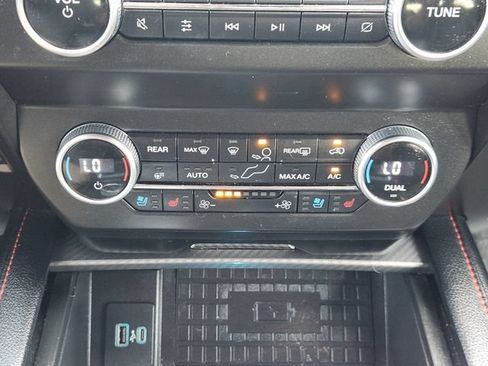 Used 2021 Ford Expedition Limited RWD image 20
