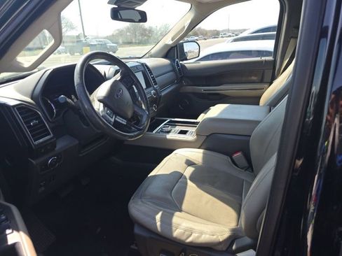 Used 2019 Ford Expedition Limited w/ Texas Edition Package image 10