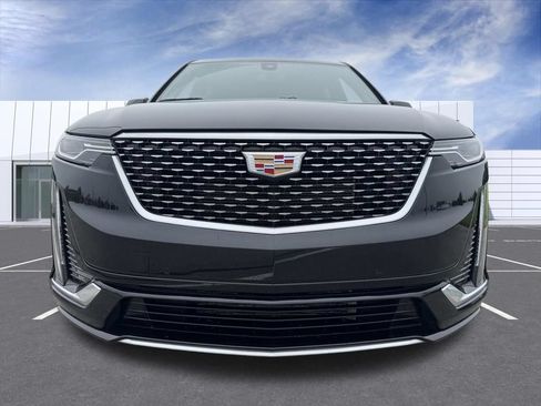 Certified 2024 Cadillac XT6 Premium Luxury w/ LPO, Floor Liner Package AWD/4WD image 7