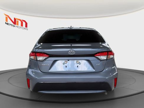 Used 2020 Toyota Corolla LE FWD image 4