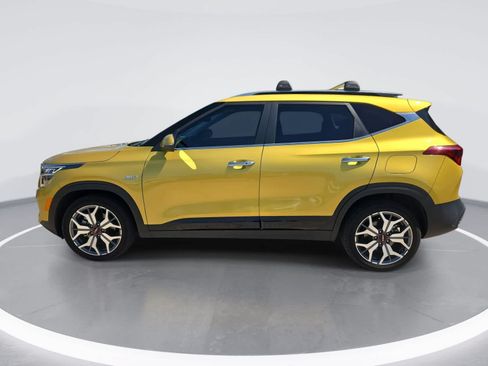 Used 2023 Kia Seltos SX w/ SX Sunroof Package AWD/4WD image 5