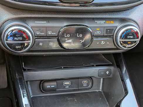 Used 2023 Kia Soul GT-Line FWD image 25