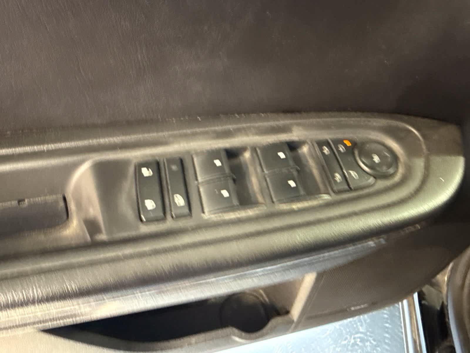 Used 2017 GMC Acadia Limited SLT FWD image 17
