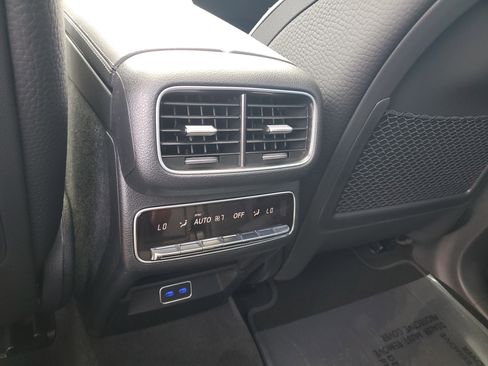 New 2026 Mercedes-Benz GLS 580 4MATIC image 14