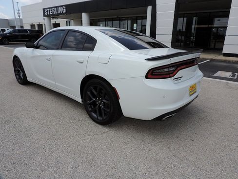 Used 2020 Dodge Charger SXT w/ Blacktop Package RWD image 7