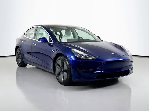 Used 2018 Tesla Model 3 Long Range image 3