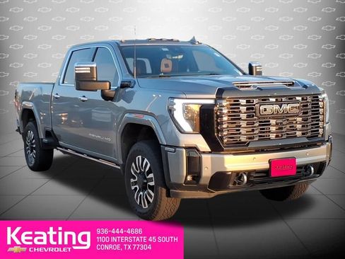 Used 2025 GMC Sierra 2500 Denali Ultimate AWD/4WD image 1