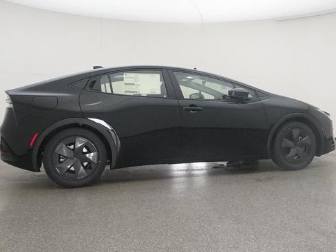 New 2026 Toyota Prius SE image 49