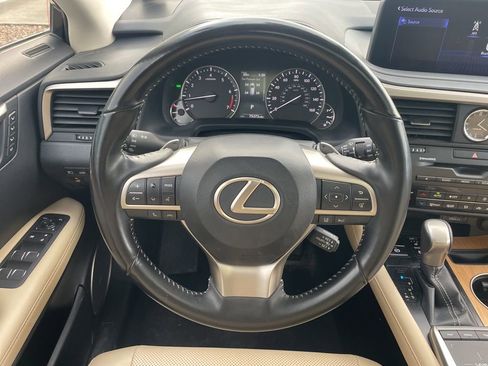 Used 2021 Lexus RX 350L Premium image 28