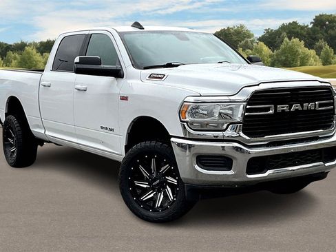 Used 2021 RAM 2500 Big Horn image 2