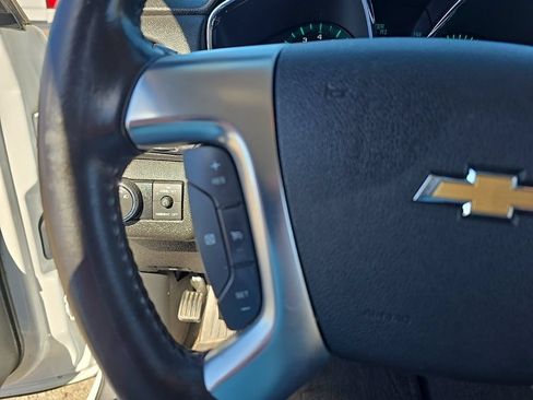Used 2017 Chevrolet Traverse LT FWD image 18