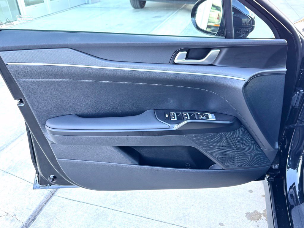 Used 2026 Kia K5 LXS FWD image 11