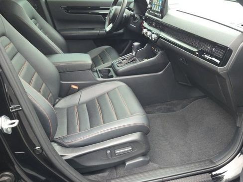 Used 2023 Honda CR-V Sport Touring image 9