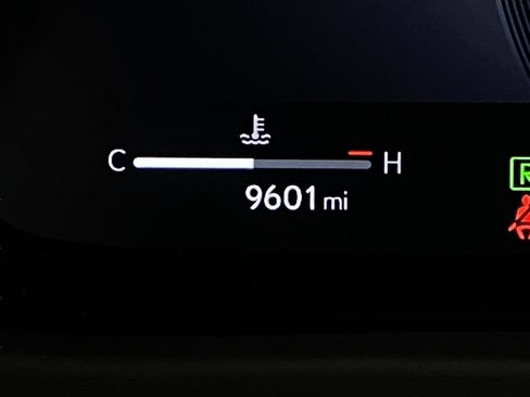 Certified 2025 Lexus UX 300h AWD w/ Accessory Package (Z1) image 17