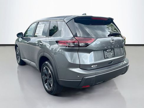 Certified 2025 Nissan Rogue SV AWD/4WD image 6