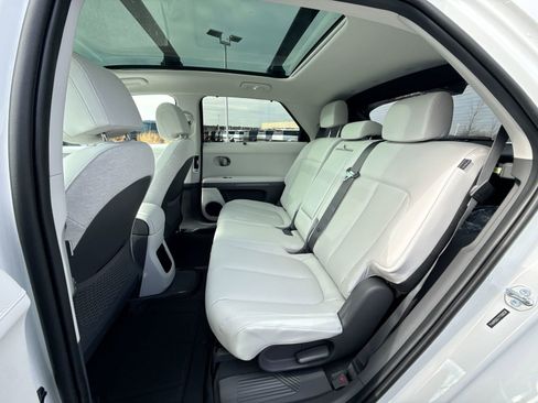 New 2026 Hyundai Ioniq 5 Limited image 24