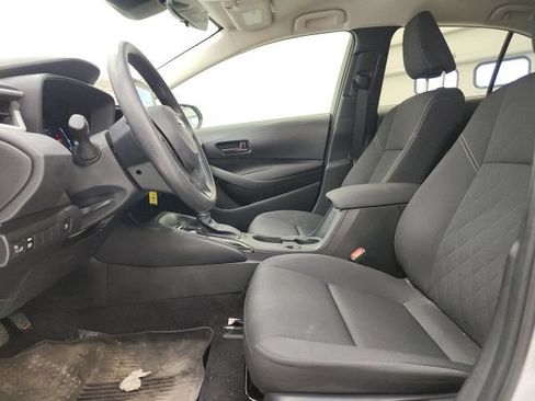 Used 2026 Toyota Corolla LE FWD image 14